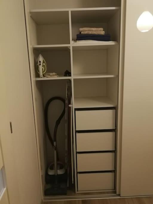 Ferienwohnung Uroczy, Jasny Apartament Oraz Bezplatny Parking! Krakau Exterior foto
