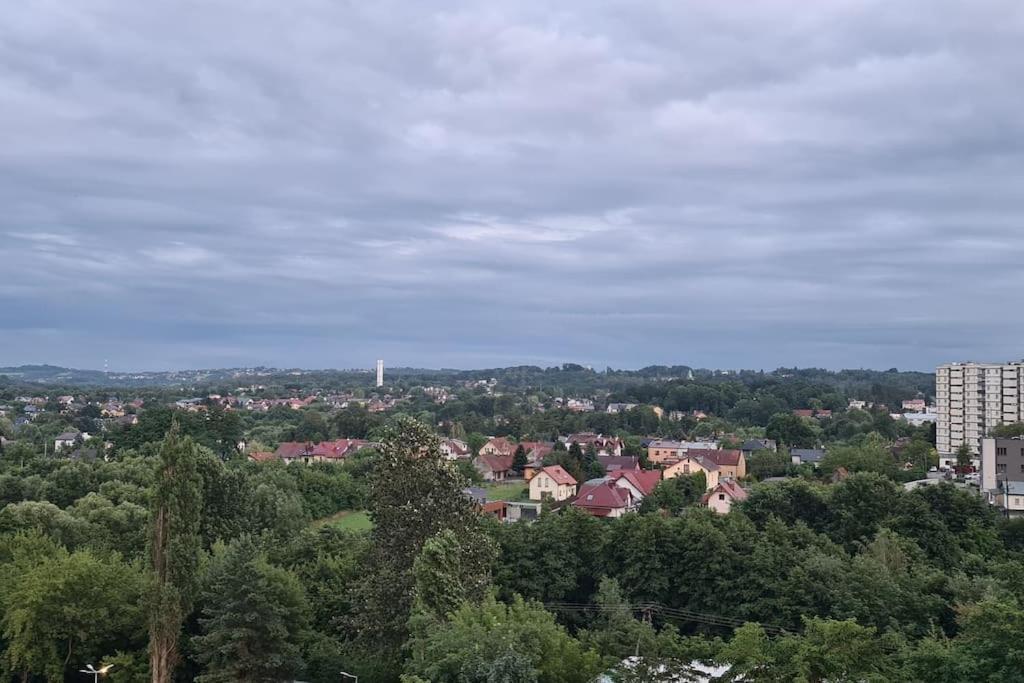 Ferienwohnung Uroczy, Jasny Apartament Oraz Bezplatny Parking! Krakau Exterior foto